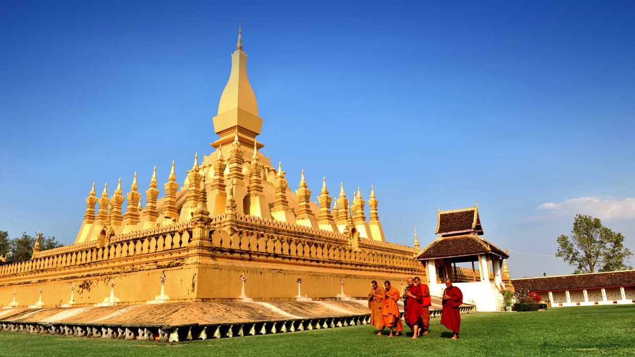 Best Things to Do in Laos – Find UNESCO Naturescapes & Ancient Landmarks
