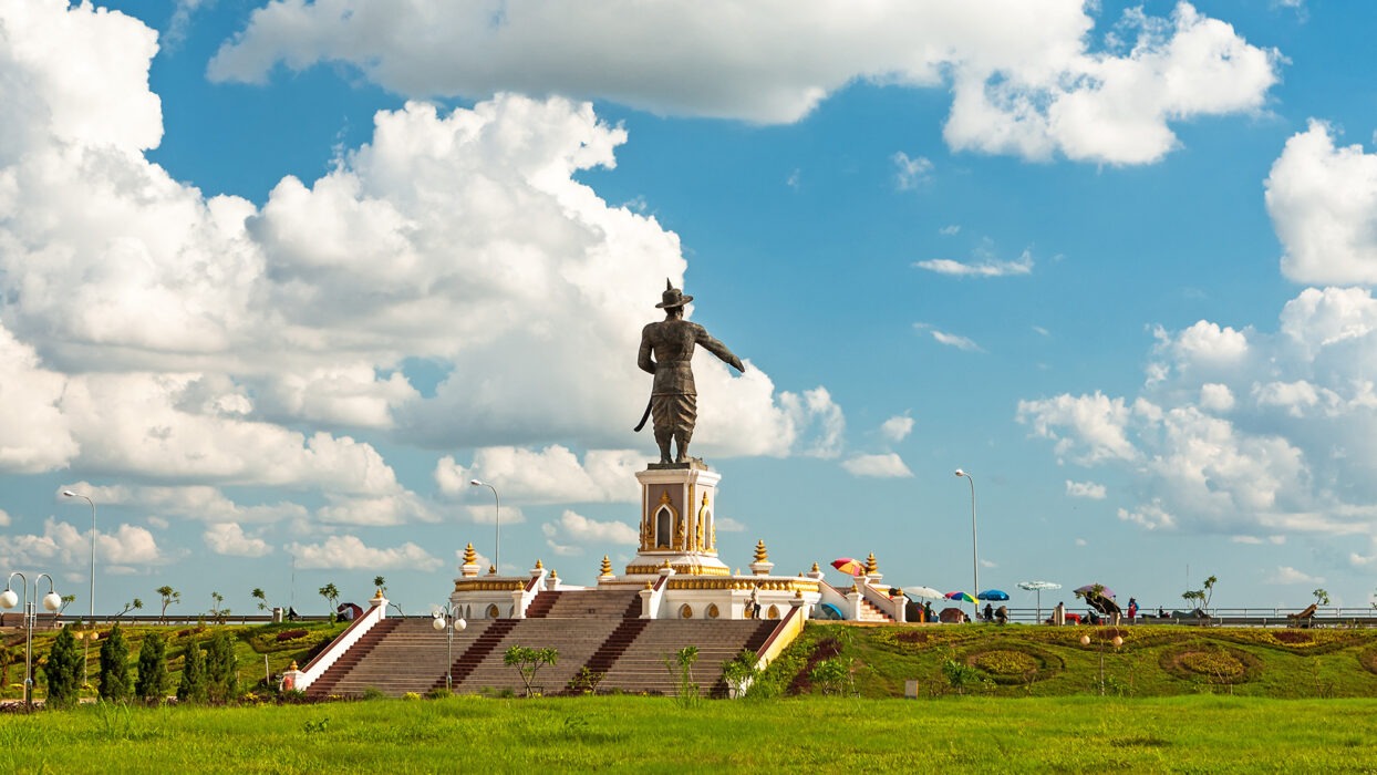 Things to Do in Vientiane – Top Attractions, Landmarks and Places to Stay Nearby